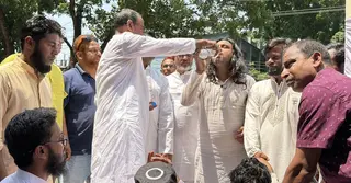 টাঙ্গাইলে প্রতিমন্ত্রী টুকুর হস্তক্ষেপে গণঅনশন ভাঙলেন আন্দোলনকারীরা